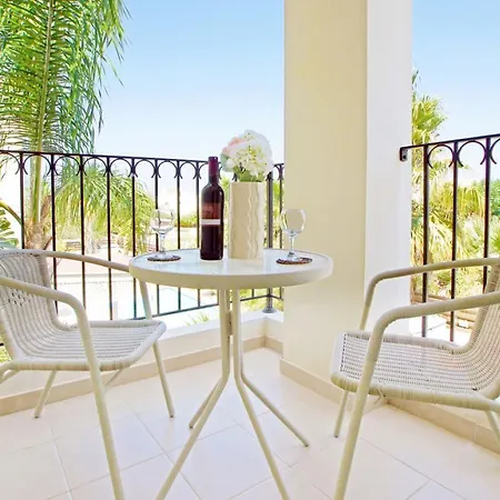 Iona Villa *